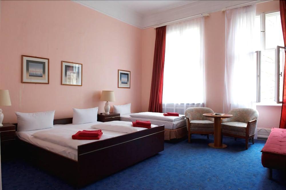 Hotel Castell Am Kurfuerstendamm Berlin Exterior photo