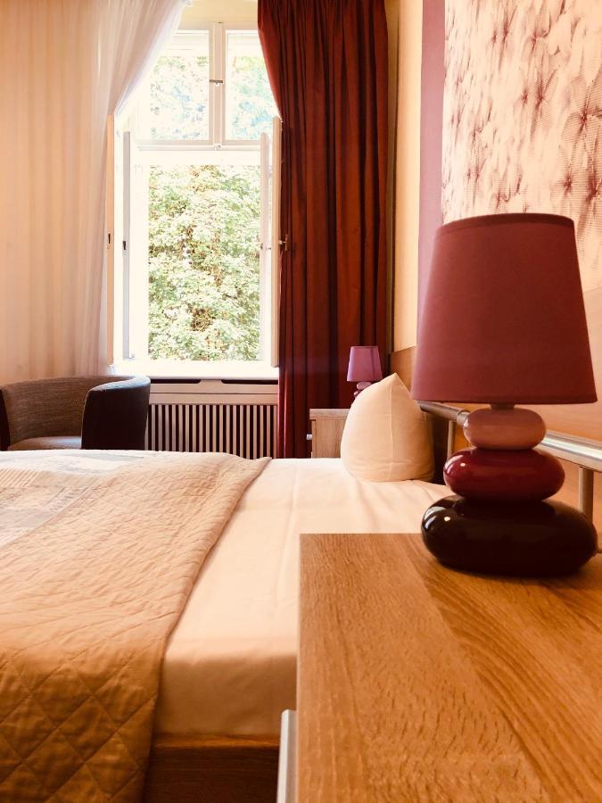 Hotel Castell Am Kurfuerstendamm Berlin Exterior photo